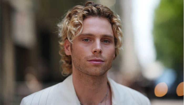 5 Seconds of Summer frontman Luke Hemmings surprises fans with new addition